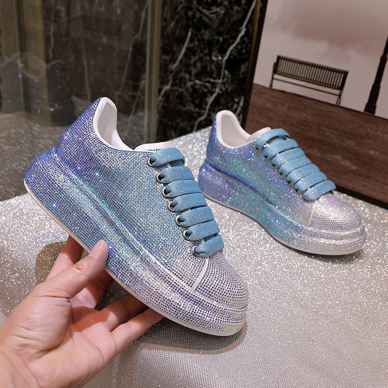 Chaussures de sport blanches brillantes avec strass pour femmes