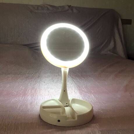Miroir de maquillage pliable blanc avec éclairage