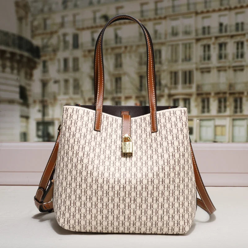 Sac à bandoulière polyvalent en cuir de qualité supérieure CH pour femme, grande capacité, idéal pour les déplacements quotidiens, avec imprimé lettre, tendance