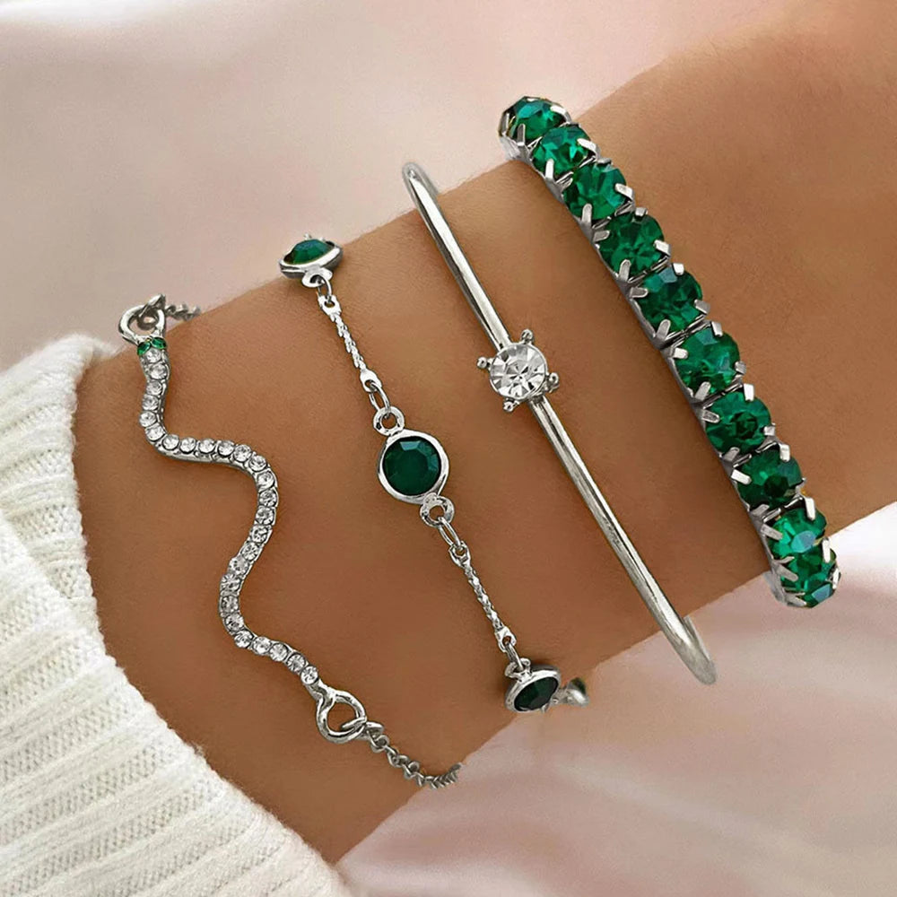 Lot de 4 bracelets tendance en métal et strass, imitation serpent, pour femme, idéal comme cadeau d'anniversaire ou de fête