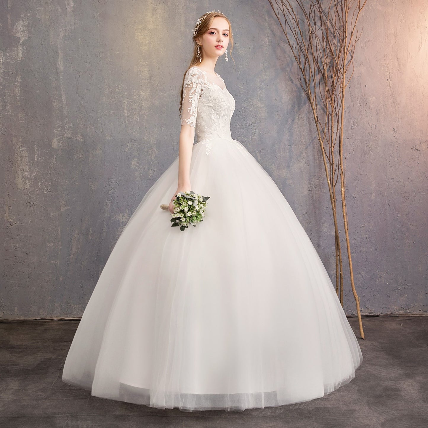 Robe de mariée tendance en dentelle, coupe ajustée, manches mi-longues, grande taille, pour studio photo