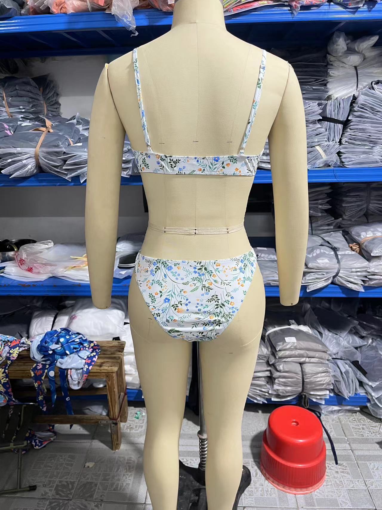 Maillot de bain bikini respirant à bandes pour femmes