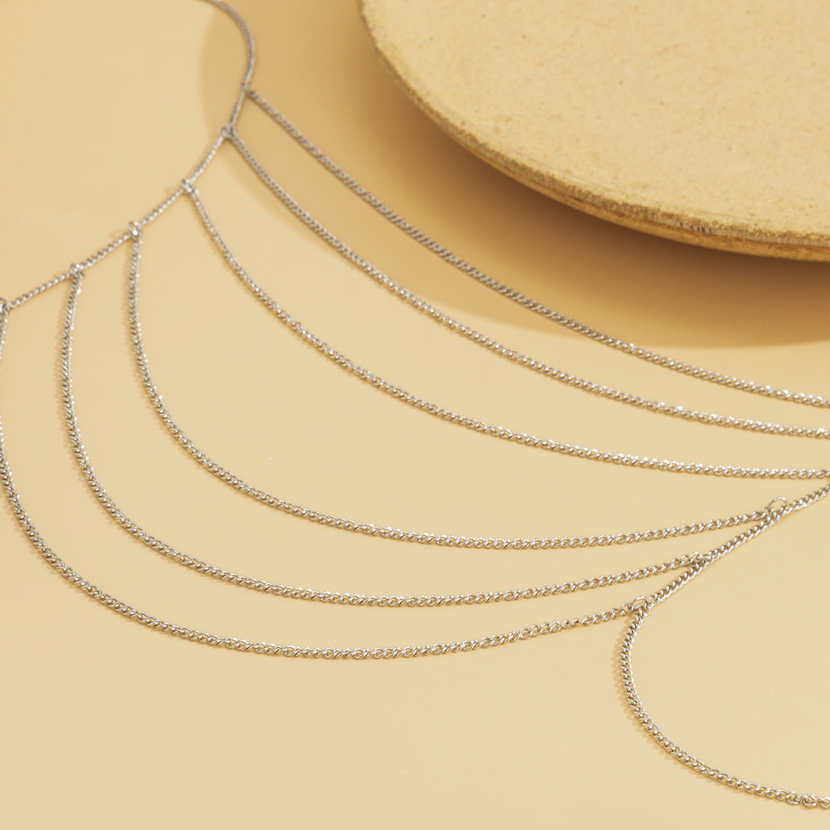 Bijoux rétro tempérament gland chaîne de corps en métal