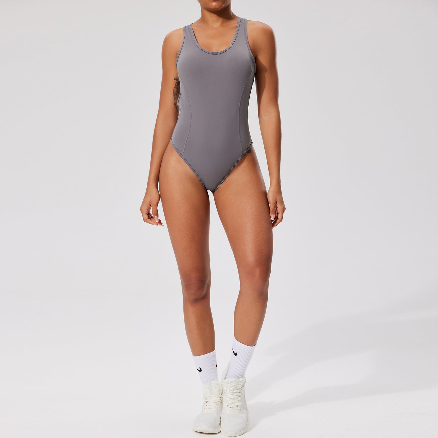 Combinaison moulante basique décontractée avec beau dos, vêtements de yoga