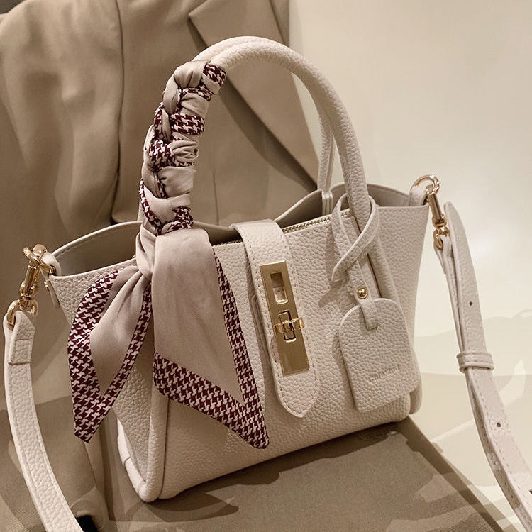 Sac fourre-tout portable en cuir souple à motif litchi