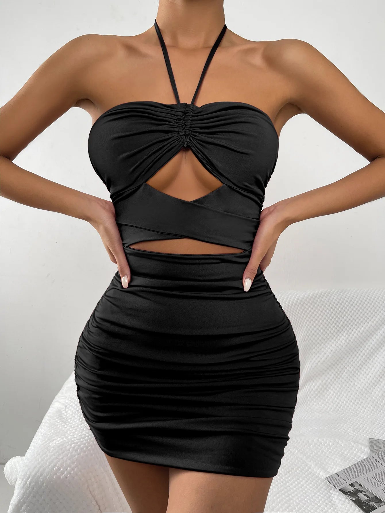 Robe d'été sans bretelles pour femme, noire, sans manches, moulante, sexy, dos nu, pour boîte de nuit, cocktail, mini-robe