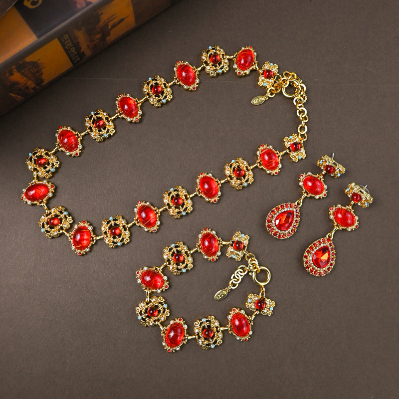 Ensemble collier, bracelet et boucles d'oreilles en verre creux