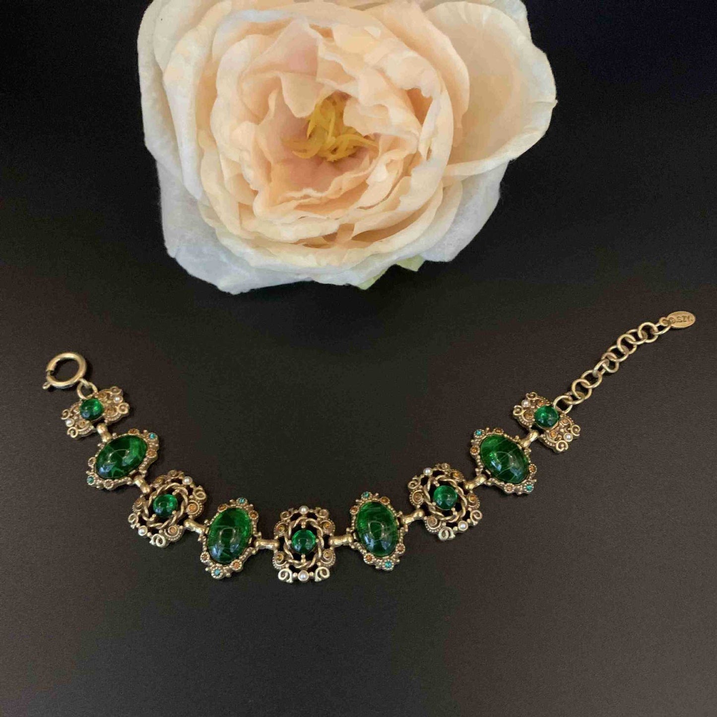 Ensemble collier, bracelet et boucles d'oreilles en verre creux