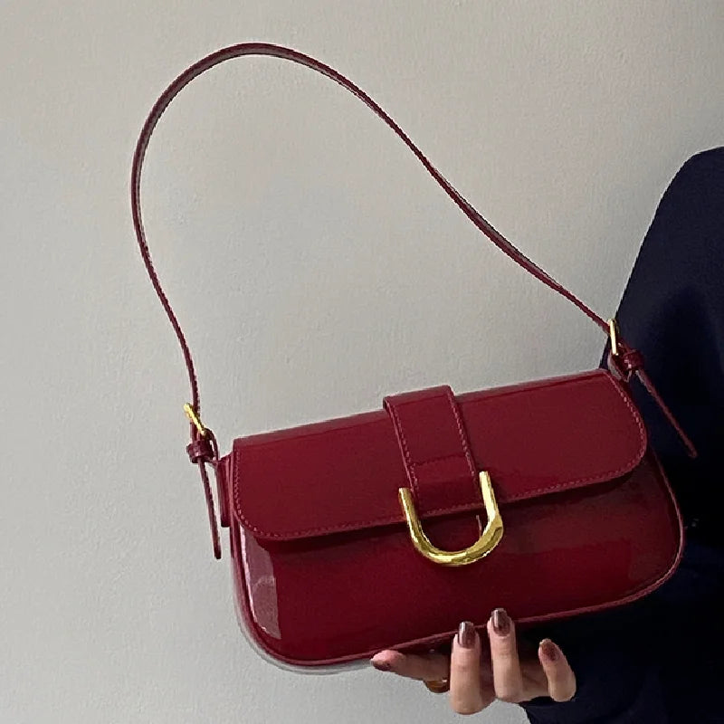 Sac à bandoulière rétro en cuir verni pour femme, sac à bandoulière à rabat de luxe, sac sous les bras de couleur unie, sac à bandoulière rouge pour femme