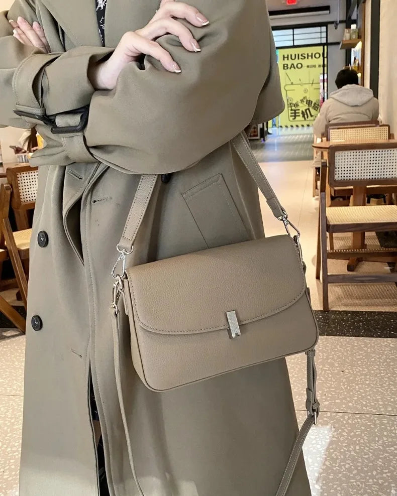 Sac à main en cuir véritable pour femme 2024, nouveau petit sac carré polyvalent pour dames, sac à bandoulière solide et polyvalent de haute qualité