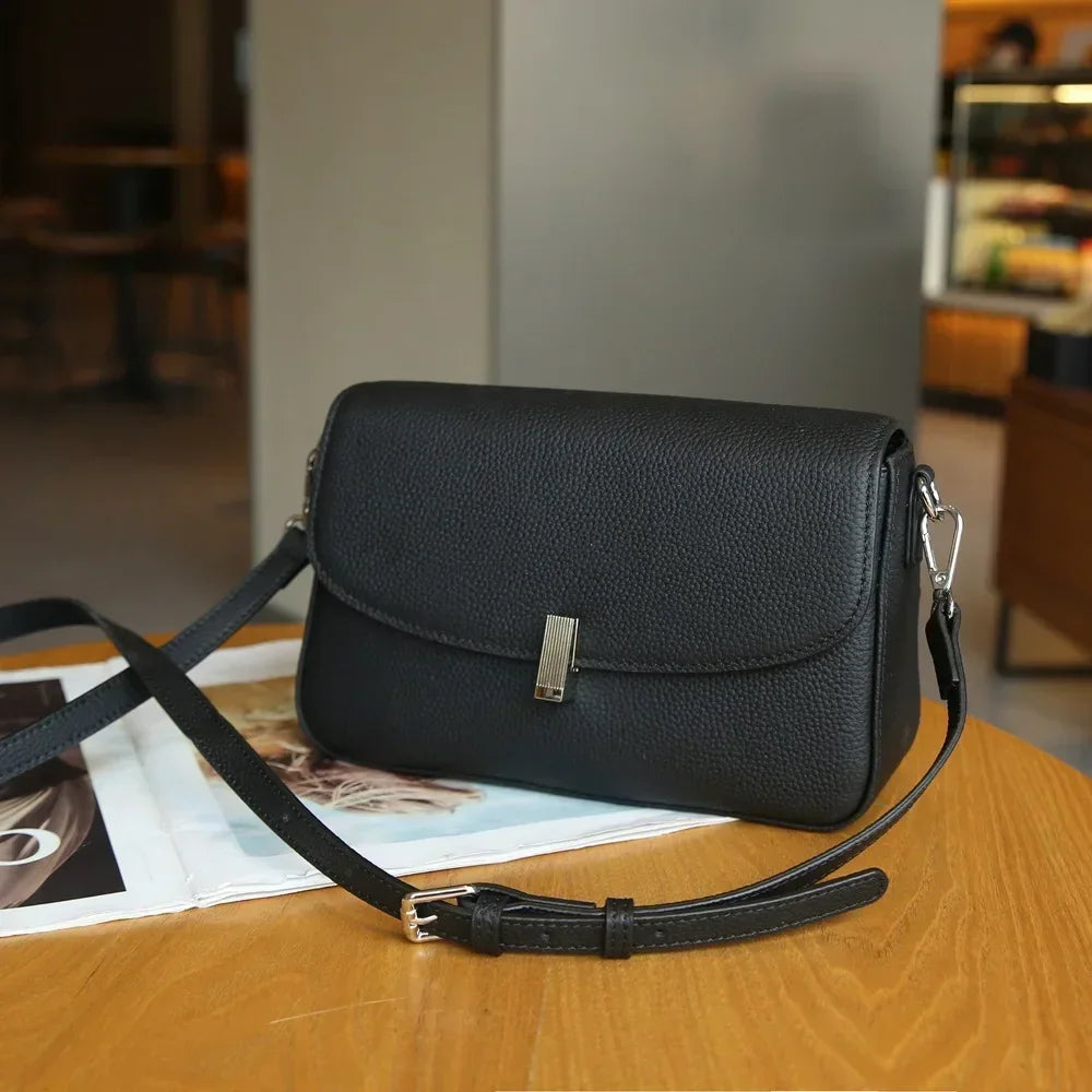 Sac à main en cuir véritable pour femme 2024, nouveau petit sac carré polyvalent pour dames, sac à bandoulière solide et polyvalent de haute qualité