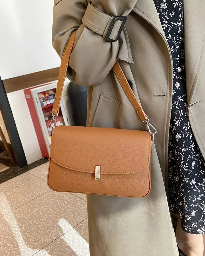 Sac à main en cuir véritable pour femme 2024, nouveau petit sac carré polyvalent pour dames, sac à bandoulière solide et polyvalent de haute qualité