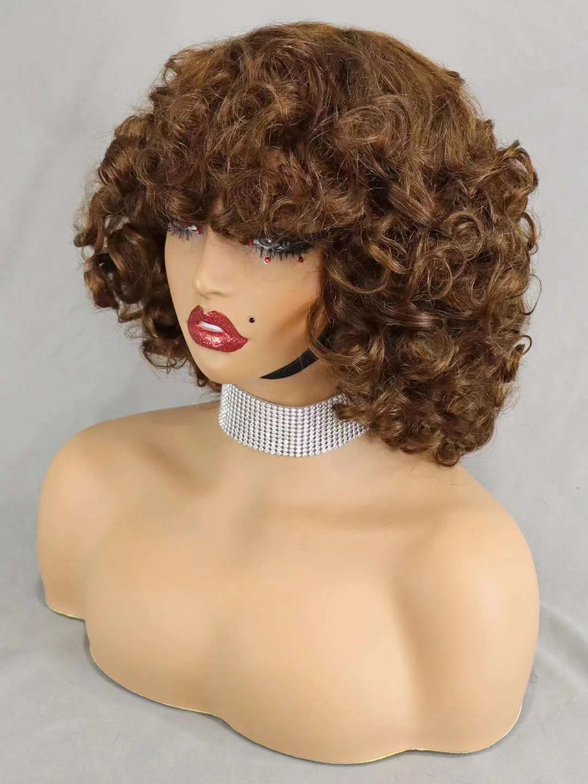 Perruques de cheveux humains bouclés et rebondissants bordeaux 99J #, densité 200 %, avec frange, courtes, bouclées et lâches, fabriquées à la machine, pré-épilées pour femmes