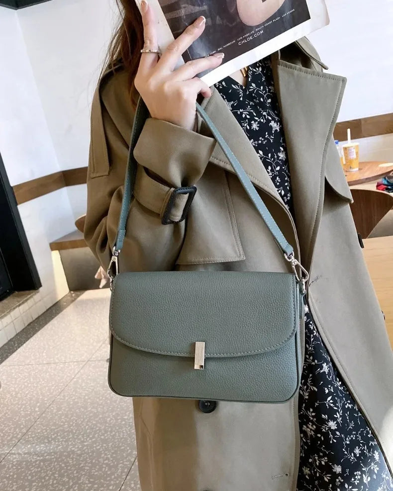 Sac à main en cuir véritable pour femme 2024, nouveau petit sac carré polyvalent pour dames, sac à bandoulière solide et polyvalent de haute qualité