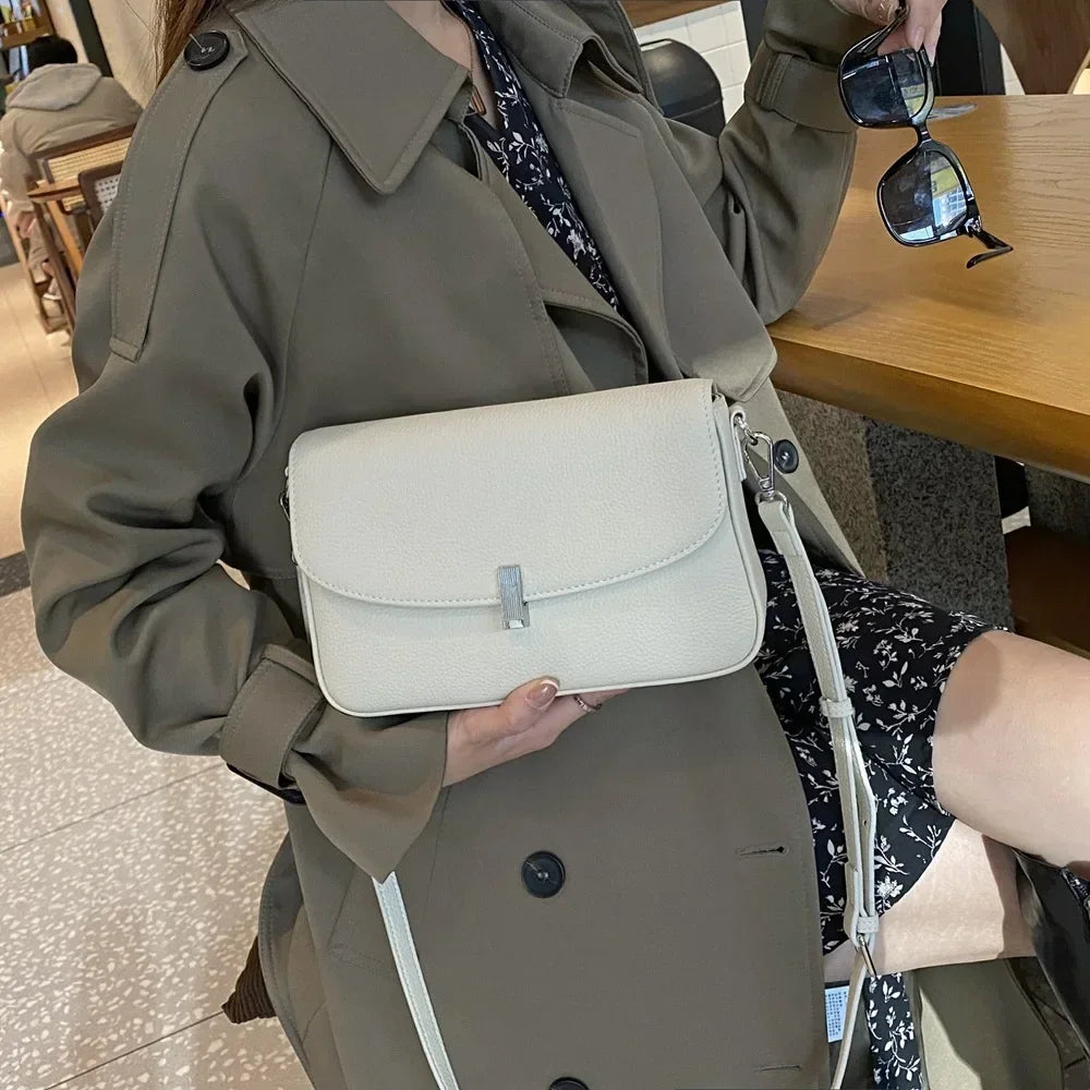 Sac à main en cuir véritable pour femme 2024, nouveau petit sac carré polyvalent pour dames, sac à bandoulière solide et polyvalent de haute qualité