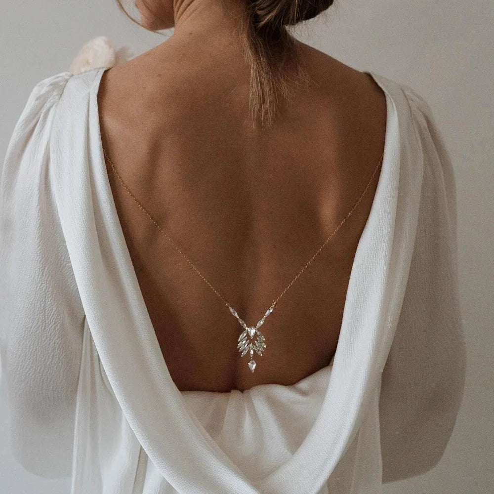 Collier chaîne de dos de mariée géométrique en strass, accessoires de robe, bijoux de corps élégants en forme de Y pour femmes, vêtements de mariage dos nu