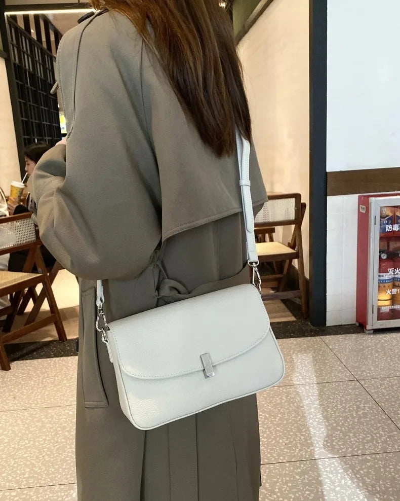 Sac à main en cuir véritable pour femme 2024, nouveau petit sac carré polyvalent pour dames, sac à bandoulière solide et polyvalent de haute qualité