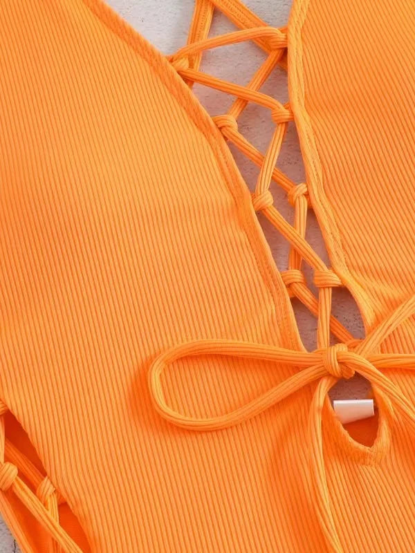 Aoaiiys Maillot de bain dos nu pour femme, monokini ajouré, lacé, string sexy, été 2025, plage, couleur unie, tendance